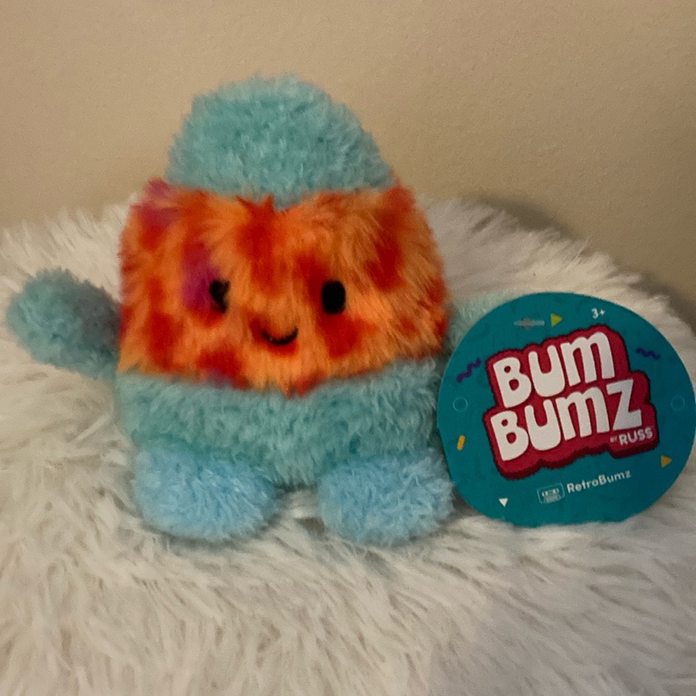 BRAND NEW BUM BUMZ SIZE 4.5”! NWT! SMOKE FREE HOME!